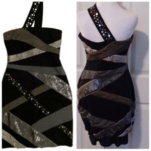 🌺Elegant Black and Gold One-Shoulder Dress